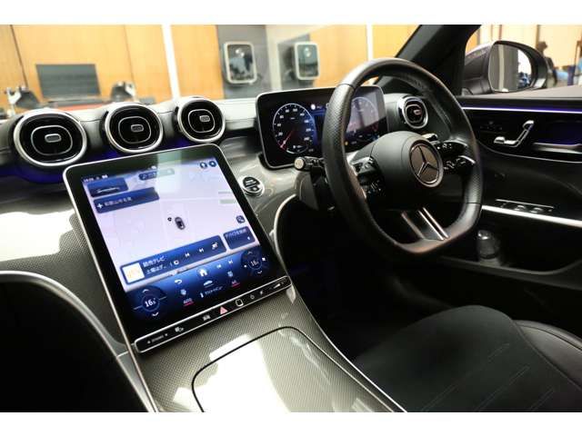 MERCEDES BENZ C CLAS 2024 Image 31