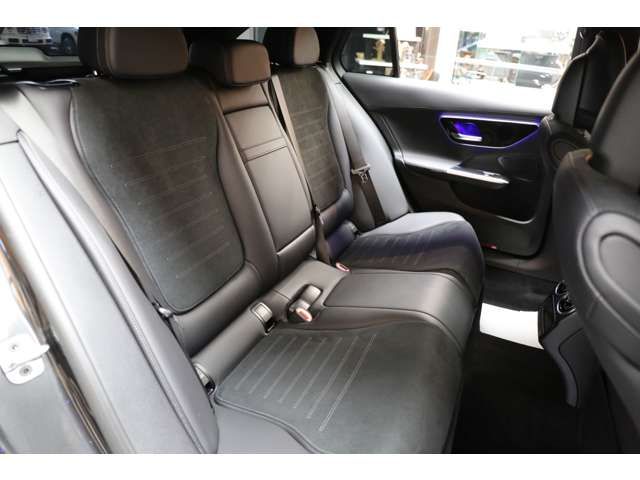 MERCEDES BENZ C CLAS 2024 Image 31