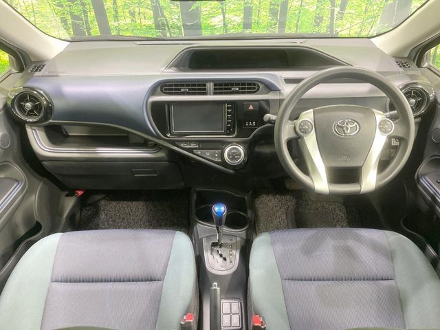 TOYOTA AQUA 2015 Image 31