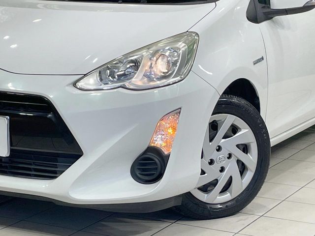 TOYOTA AQUA 2015 Image 31