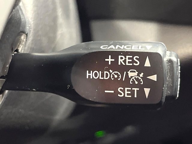 TOYOTA C-HR 2017 Image 31