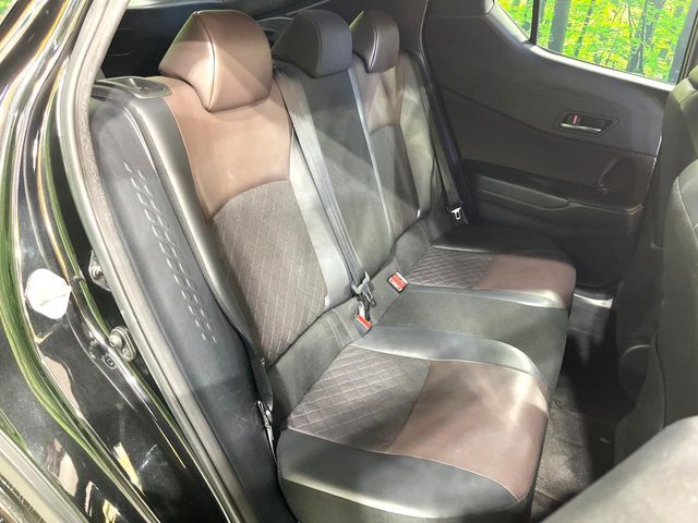 TOYOTA C-HR 2017 Image 31