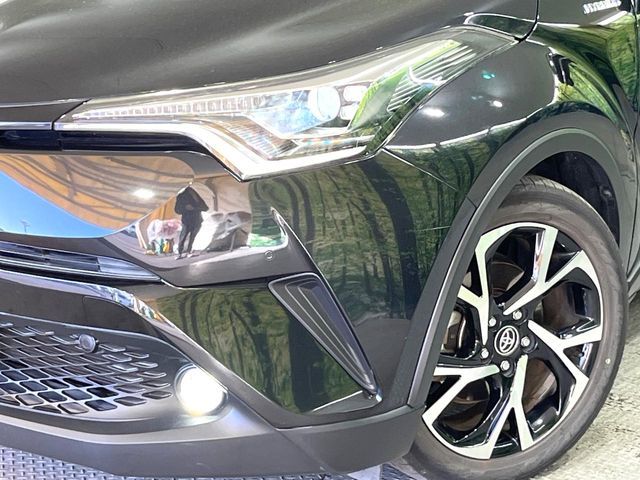 TOYOTA C-HR 2017 Image 31