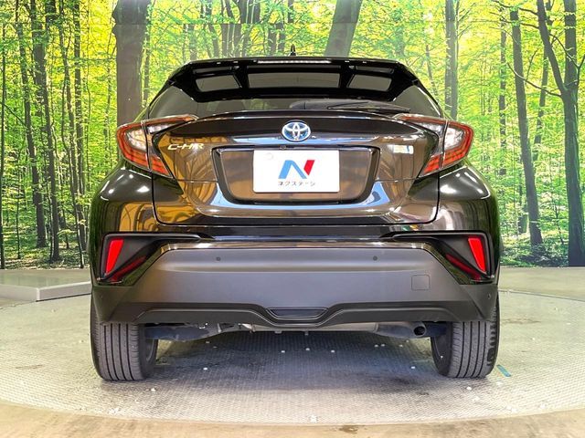 TOYOTA C-HR 2017 Image 31