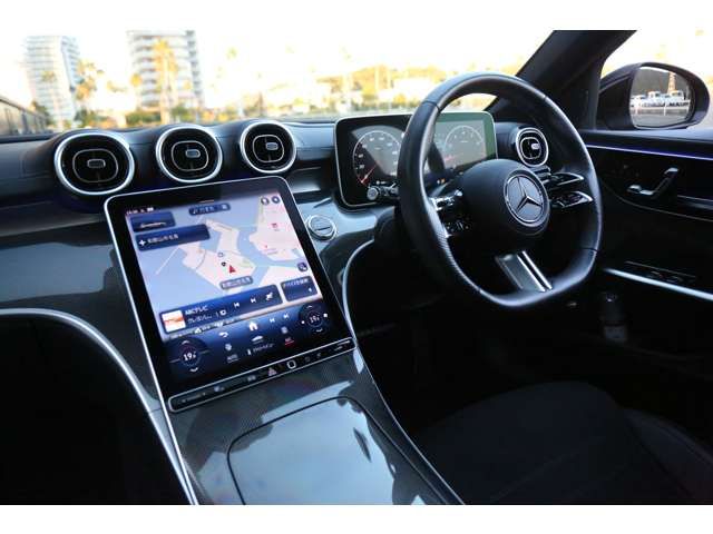 MERCEDES BENZ C CLAS 2024 Image 31