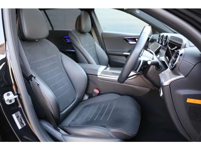 MERCEDES BENZ C CLAS 2024 Image 31