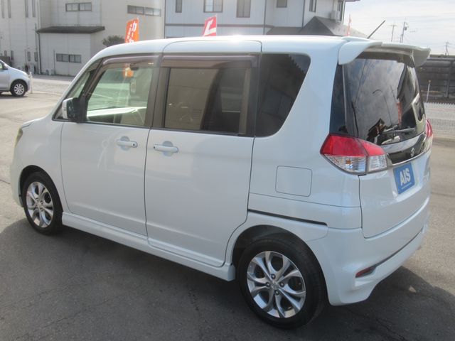 SUZUKI SOLIO BANDIT 2014 Image 31