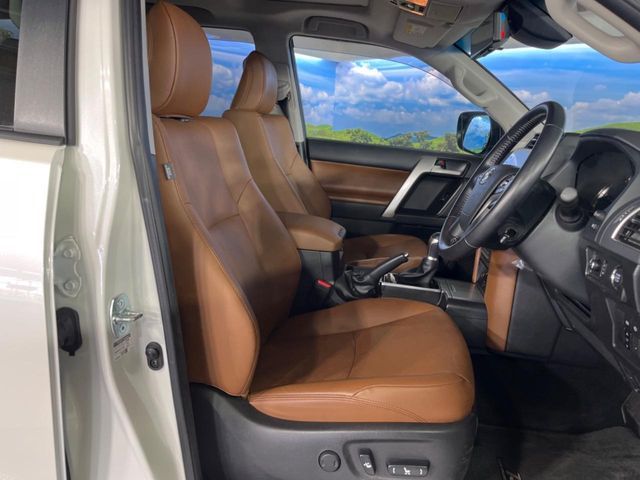 TOYOTA LANDCRUISER PRADO 2021 Image 31