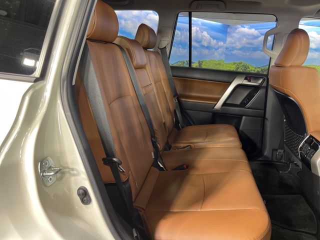 TOYOTA LANDCRUISER PRADO 2021 Image 31