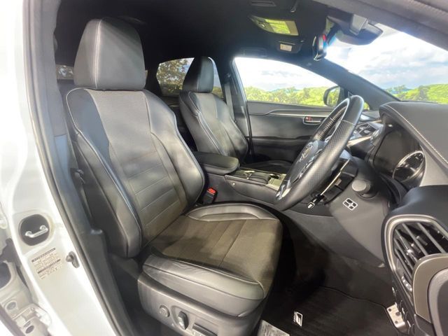 TOYOTA LEXUS NX300 2018 Image 31