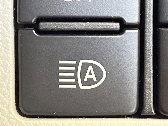 DAIHATSU MIRA E:S 2017 Image 31