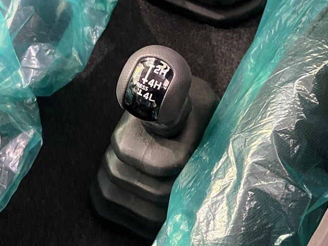 SUZUKI JIMNY NOMADE 2026 Image 31