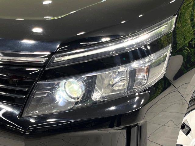 TOYOTA VOXY 4WD 2014 Image 31