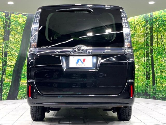 TOYOTA VOXY 4WD 2014 Image 31