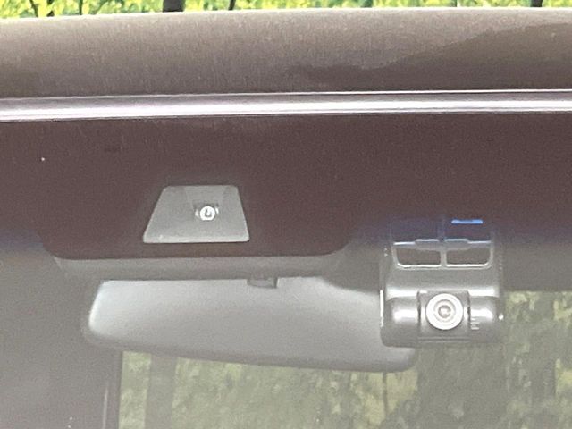 HONDA N BOX CUSTOM 2018 Image 31