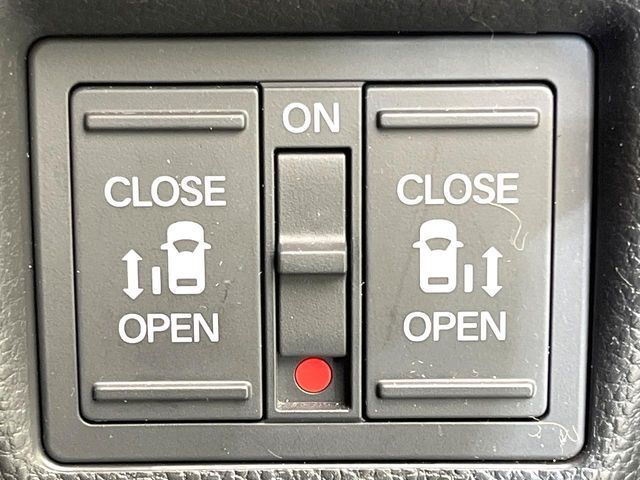 HONDA N BOX CUSTOM 2018 Image 31