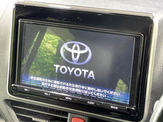 TOYOTA NOAH HYBRID 2017 Image 31