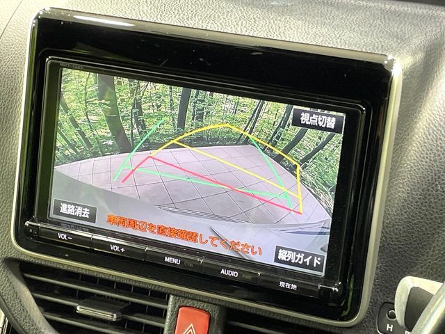 TOYOTA NOAH HYBRID 2017 Image 31