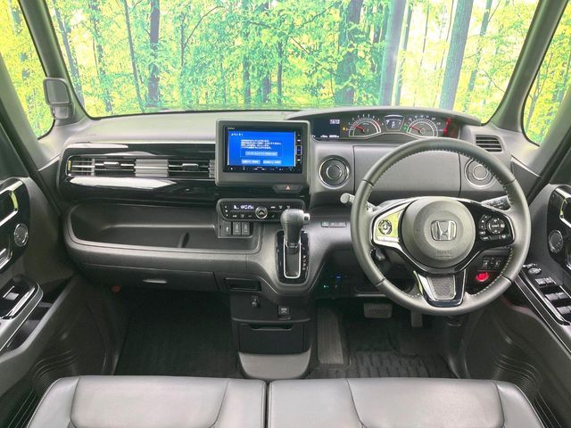HONDA N BOX 2022 Image 31