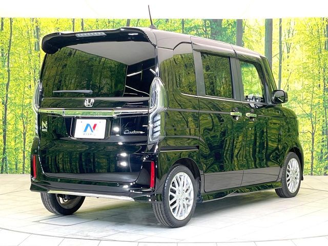 HONDA N BOX 2022 Image 31