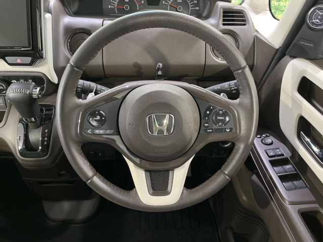 HONDA N BOX 2023 Image 31