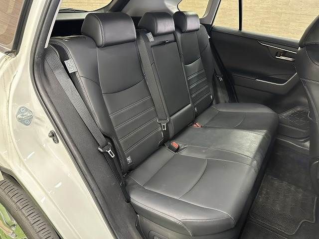 TOYOTA RAV4 HYBRID 4WD 2019 Image 31