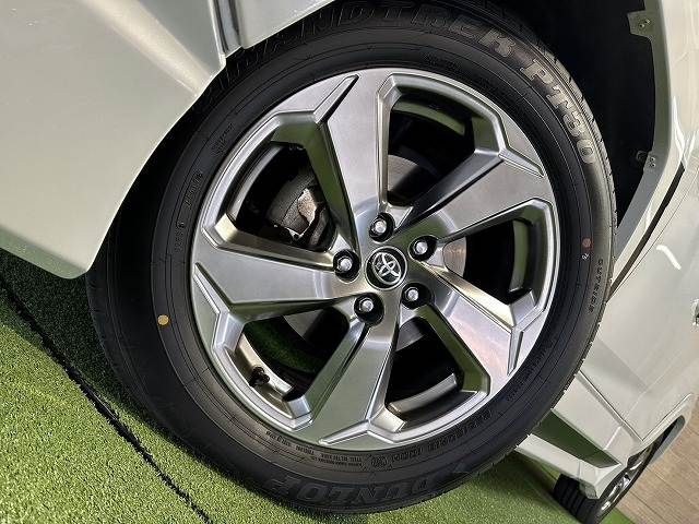 TOYOTA RAV4 HYBRID 4WD 2019 Image 31