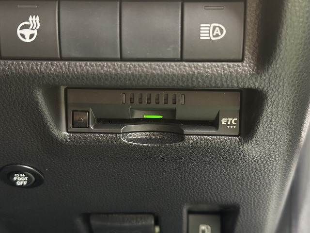 TOYOTA RAV4 HYBRID 4WD 2019 Image 31