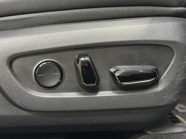 TOYOTA LEXUS RX500H 2023 Image 31