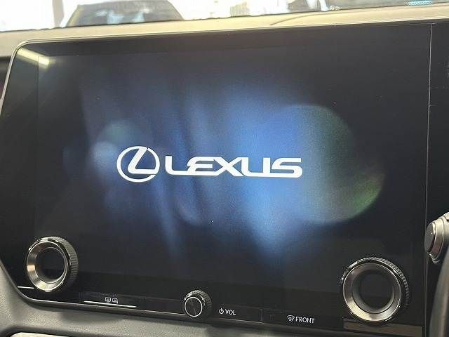 TOYOTA LEXUS RX500H 2023 Image 31