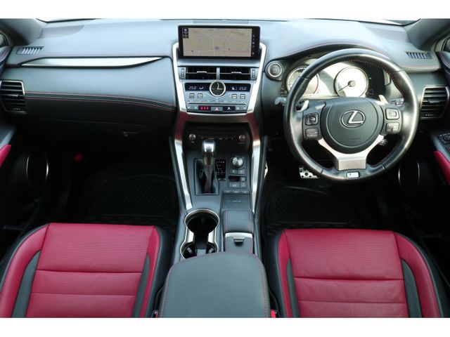 TOYOTA LEXUS NX300 2020 Image 31