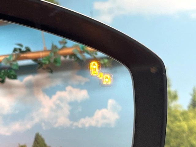 MAZDA CX-8 2023 Image 31