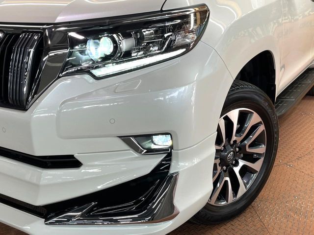 TOYOTA LANDCRUISER PRADO 2023 Image 31