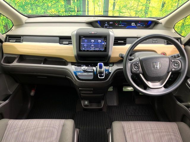 HONDA FREED HYBRID 2018 Image 31