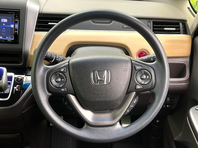 HONDA FREED HYBRID 2018 Image 31