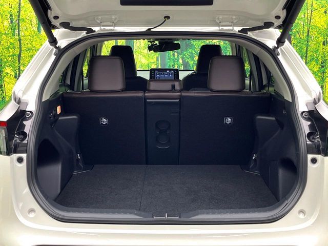 TOYOTA YARIS CROSS HYBRID 2021 Image 31