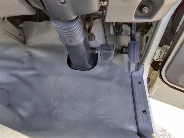 TOYOTA DYNA 2014 Image 31