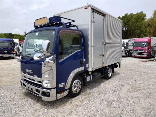 ISUZU ELF 2011 Image 31