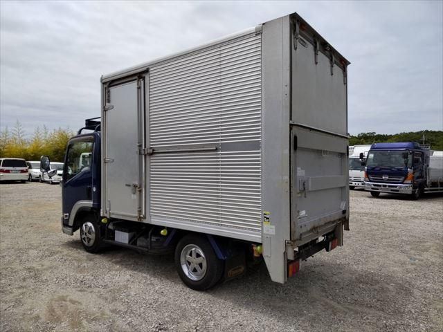 ISUZU ELF 2011 Image 31