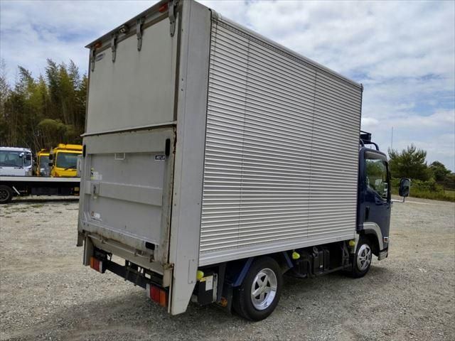 ISUZU ELF 2011 Image 31