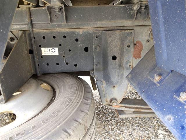 ISUZU ELF 2011 Image 31