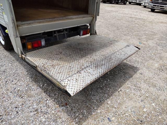 ISUZU ELF 2011 Image 31