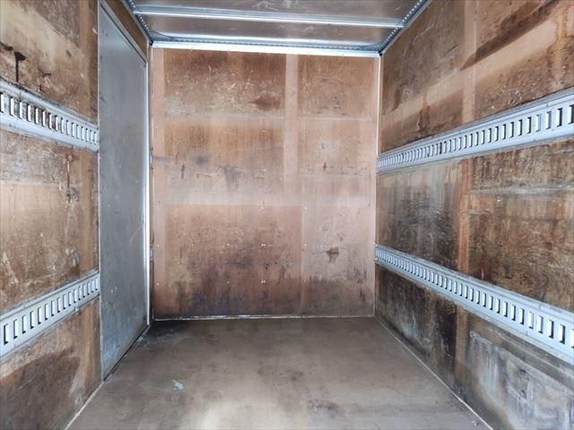 ISUZU ELF 2011 Image 31