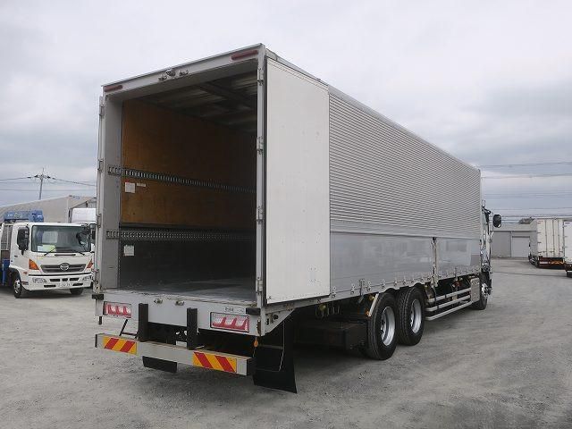 ISUZU GIGA 2018 Image 31