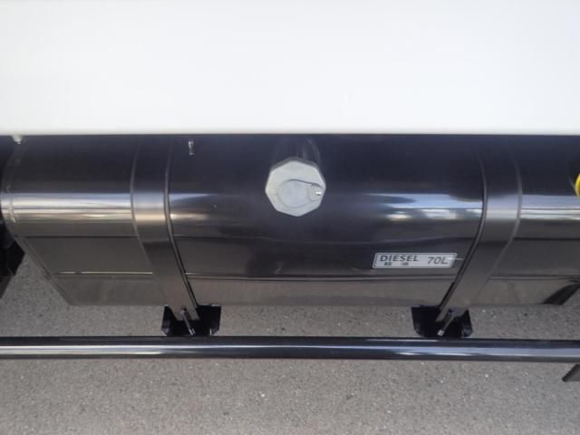 MITSUBISHI CANTER 2025 Image 31