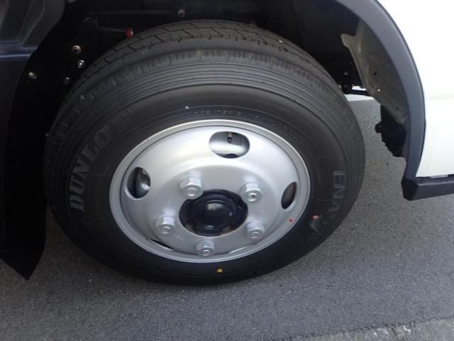 MITSUBISHI CANTER 2025 Image 31