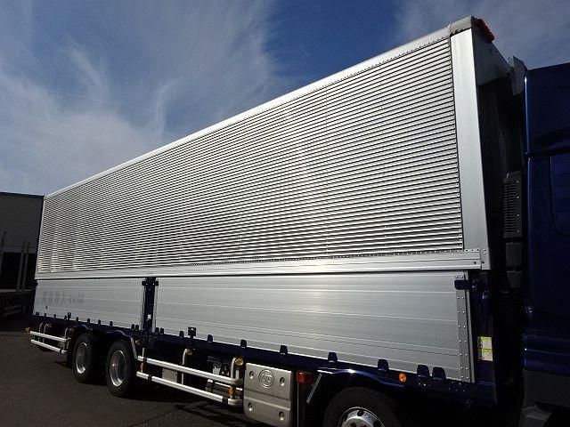 NISSAN DIESEL QUON 2020 Image 31