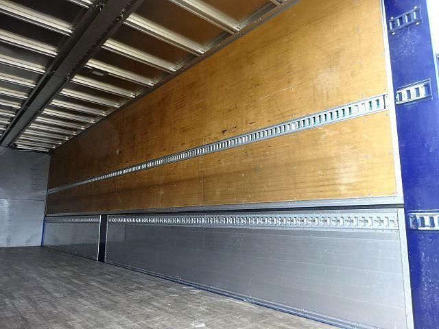 NISSAN DIESEL QUON 2020 Image 31