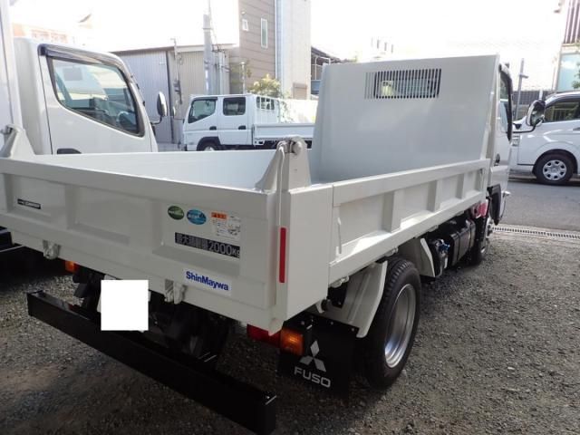 MITSUBISHI CANTER 2025 Image 31