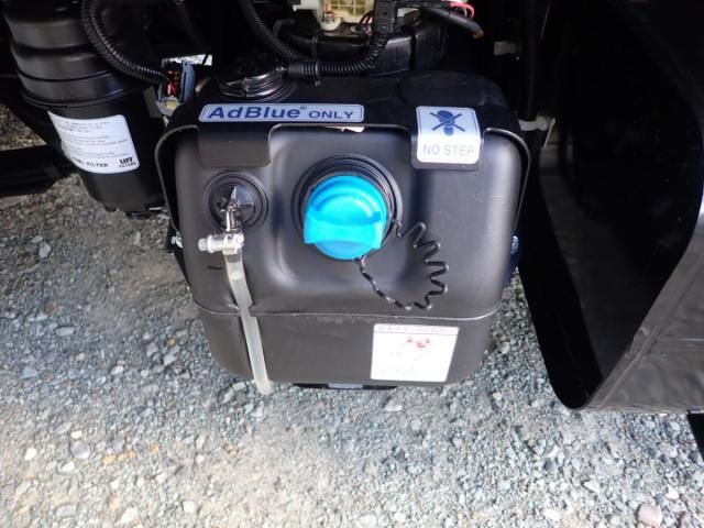 MITSUBISHI CANTER 2025 Image 31